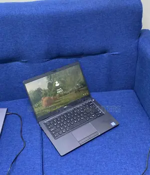 Laptop Dell Latitude 7390 8GB Intel Core I7 SSD 256GB