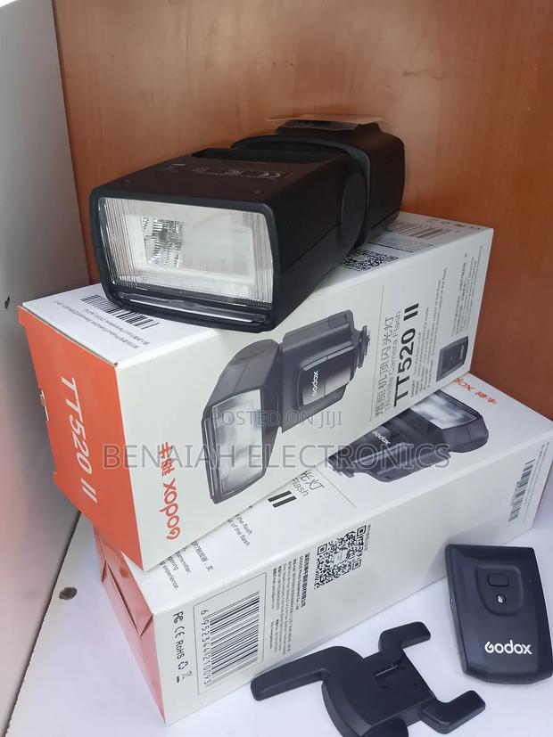Camera Flash Godox Tt520 Professional Speed Light - thumbnail 2
