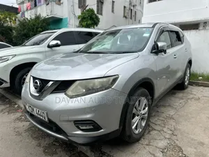 Nissan X-Trail 2016 Silver