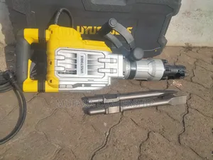 Powerful Demolition Hammer Machine