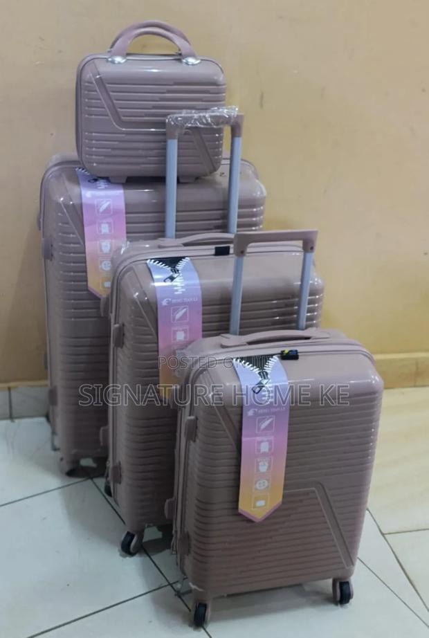 4 in 1 Luxurious Unbreakable Suitcase - thumbnail 5