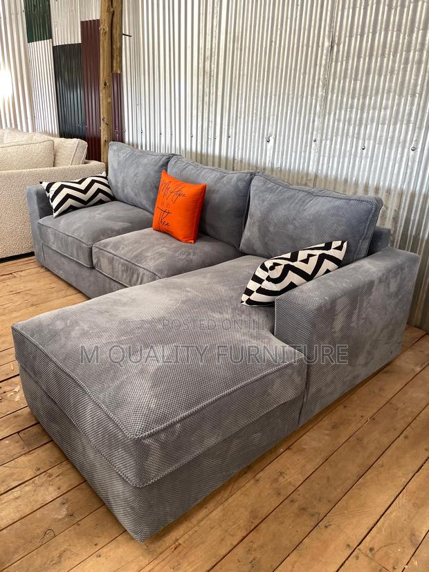 Gray 5 Seater New Living Room Sofa With Springs