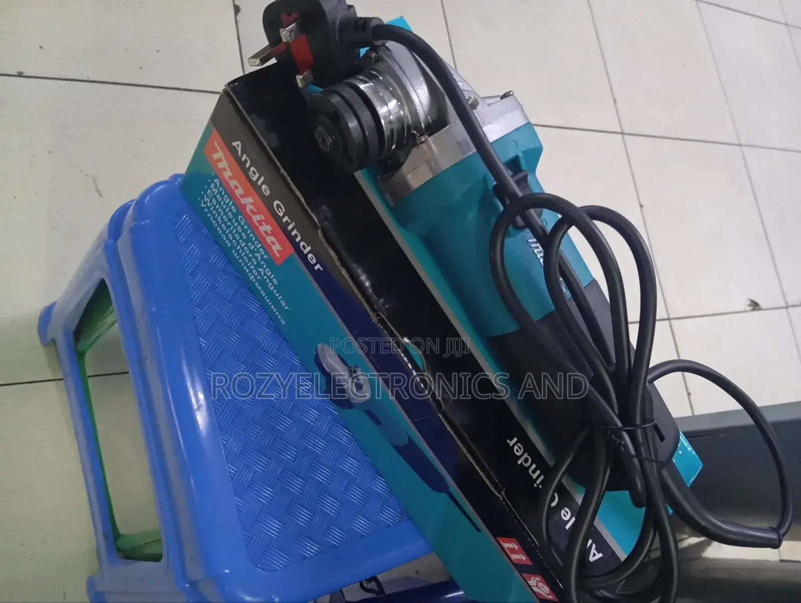 Makita Grinder 4 Inch
