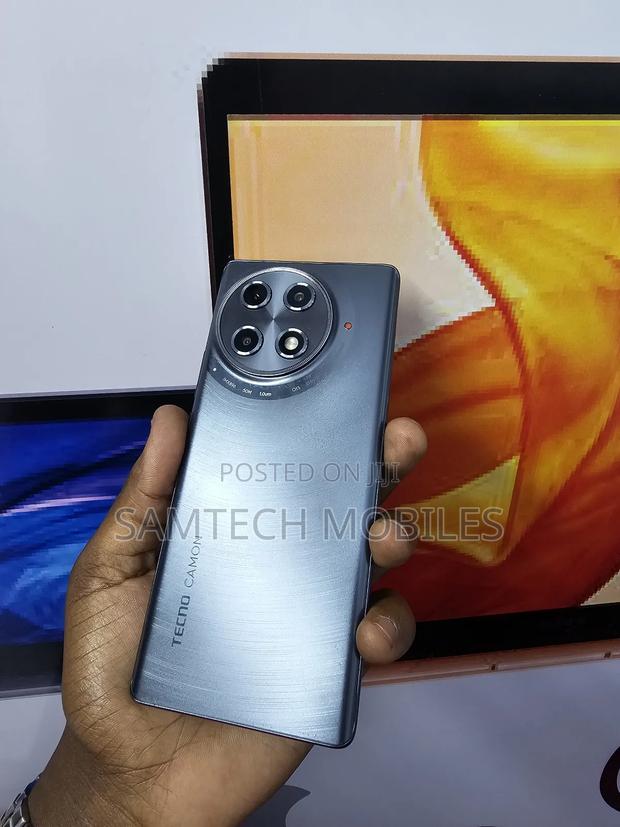 Tecno Camon 30S Pro 256 GB Black - thumbnail 2