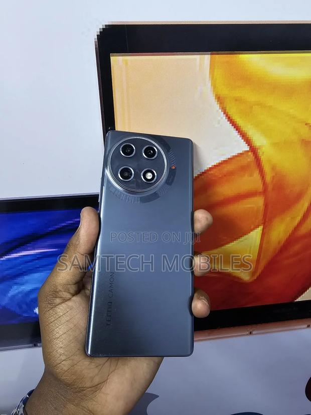 Tecno Camon 30S Pro 256 GB Black - thumbnail 4