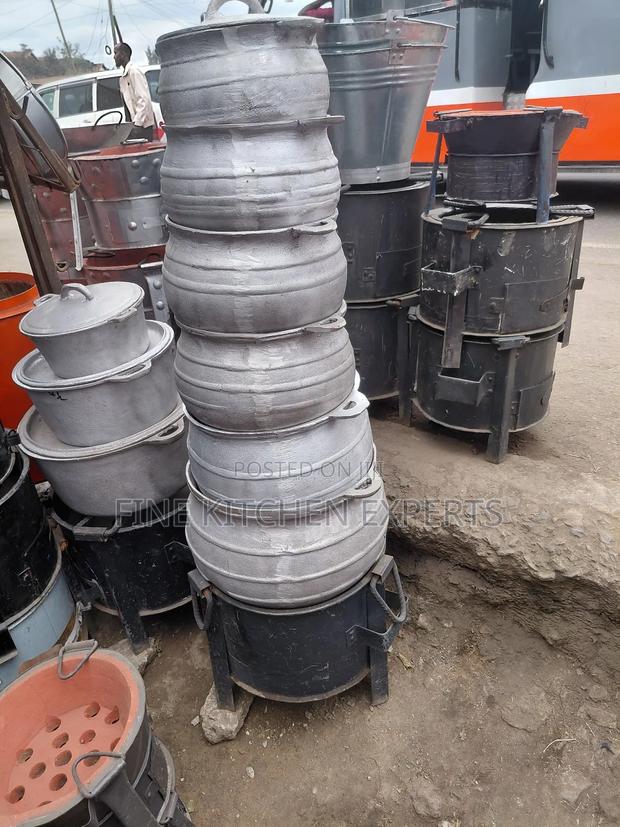 Heavy Duty Cast Pots - thumbnail 2