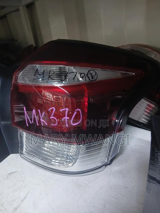 Ex Japan Fielder 165 Taillight/Backlight