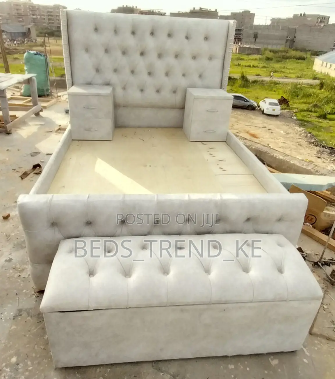 6 by 6 Ft Classic Chester Beds +Ottoman +Side Drawers