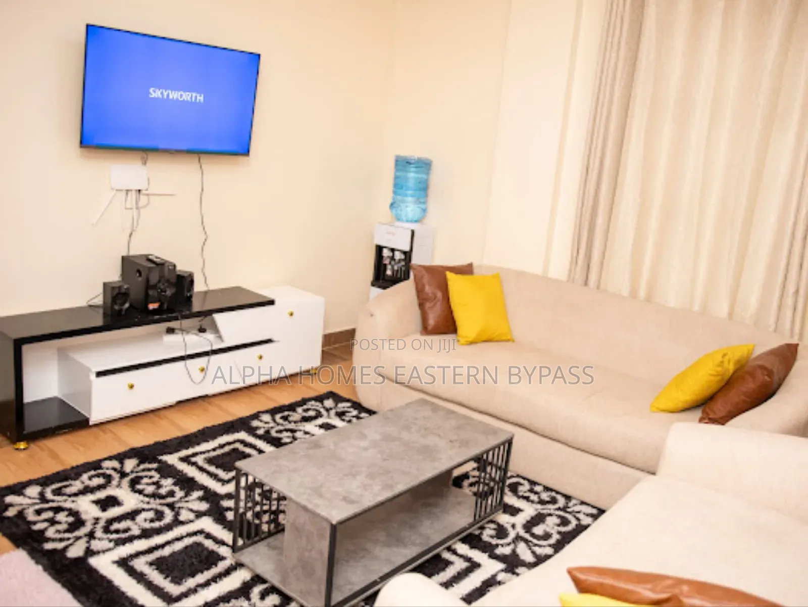 Modern 2-Bedroom Airbnb in Kamakis Stunning Northlands View