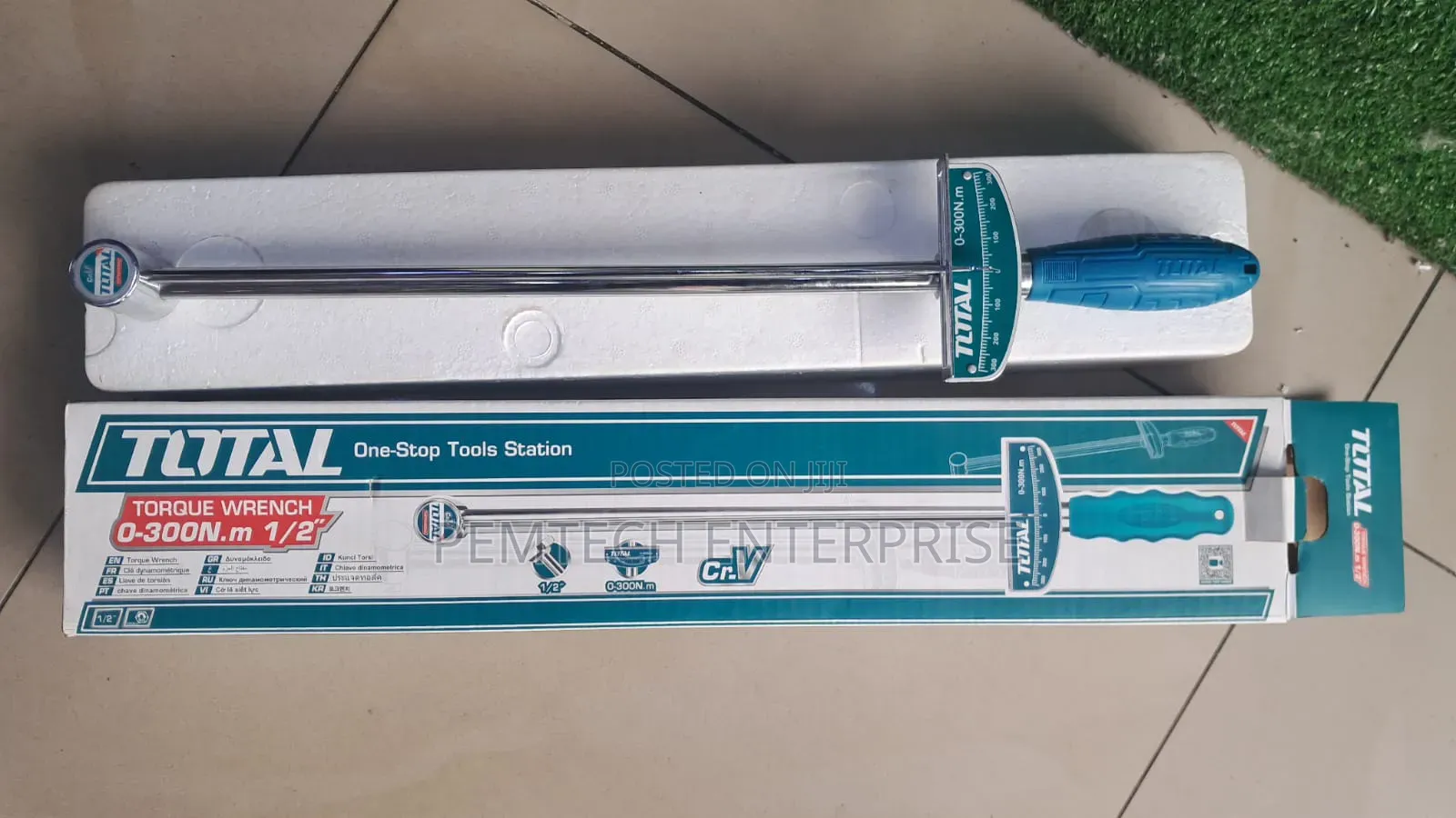 Total Thptw300n2 1/2′′ Torque Wrench.