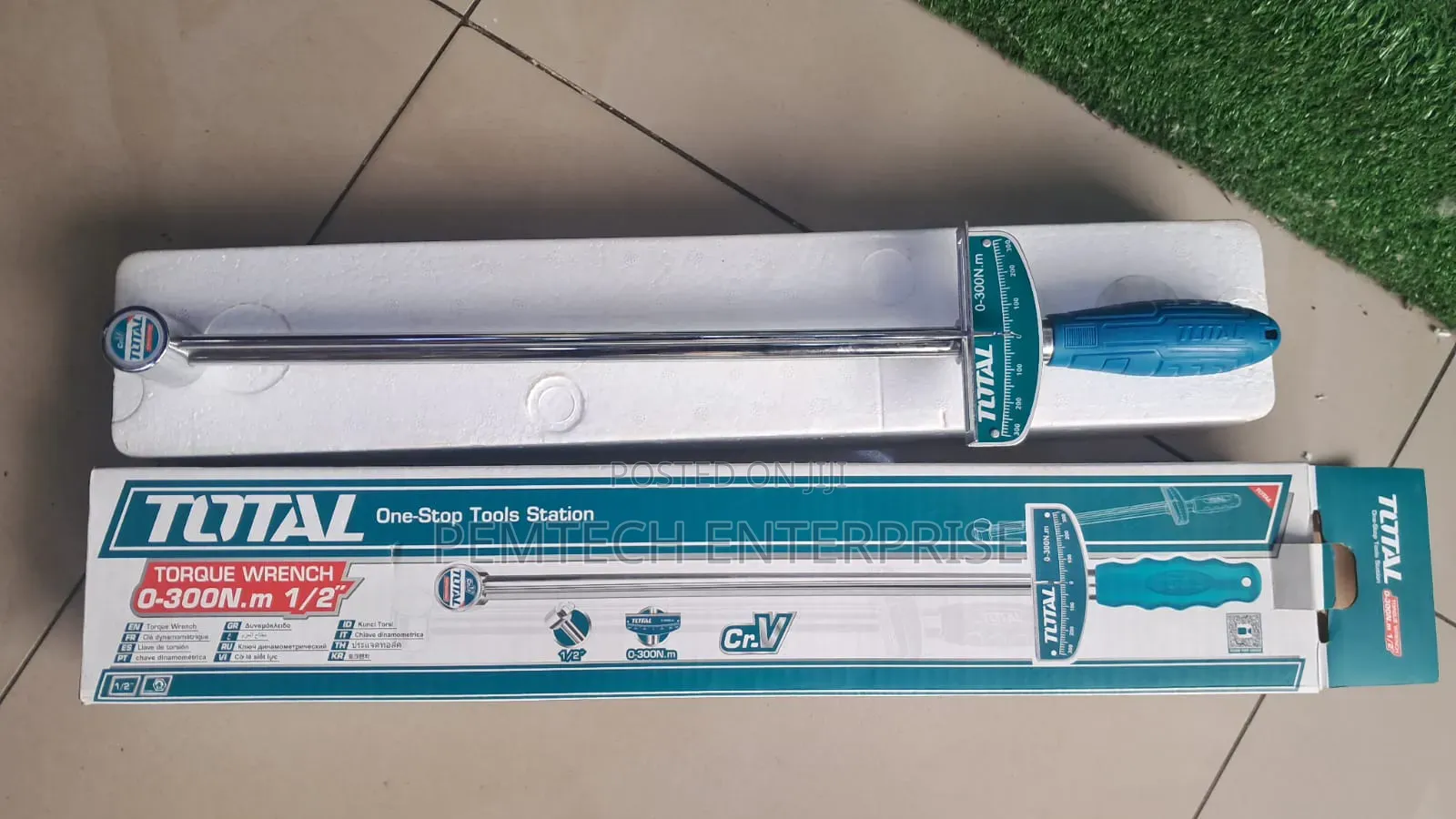 Total Thptw300n2 1/2′′ Torque Wrench.