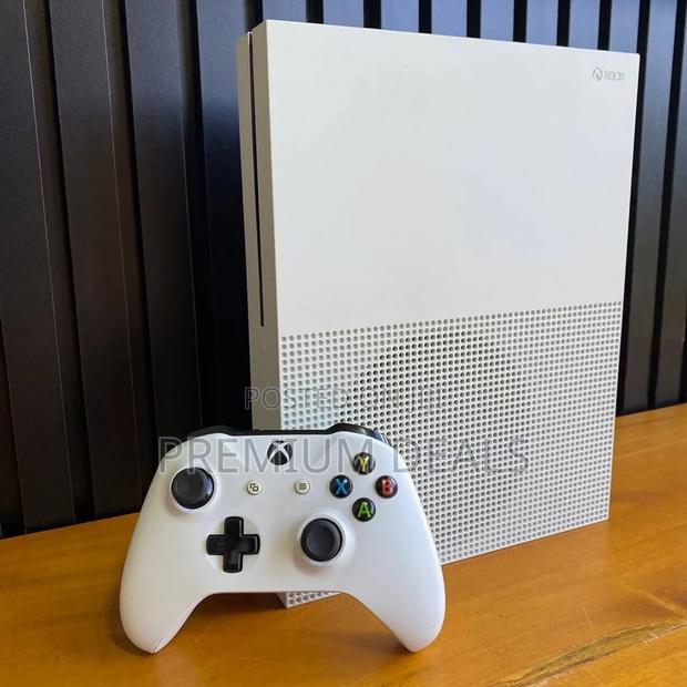 1tb Xbox One S With Original Controller