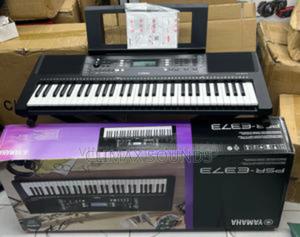 PSR-E 373 Yamaha Keyboard 61 Keys - thumbnail 2