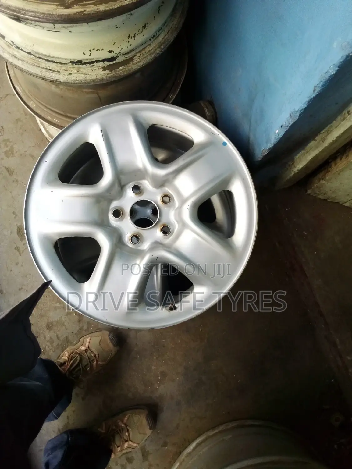 Rav 4 Ordinary Rim Size 17