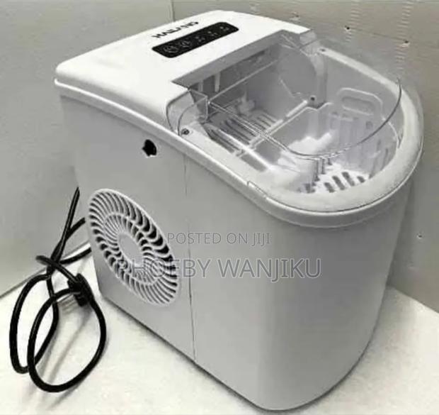 White Ice Cube Maker Machine - main view