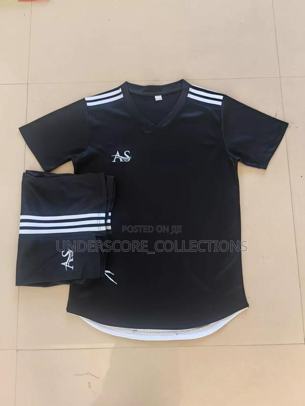 Black Sportswear Sets - thumbnail 3