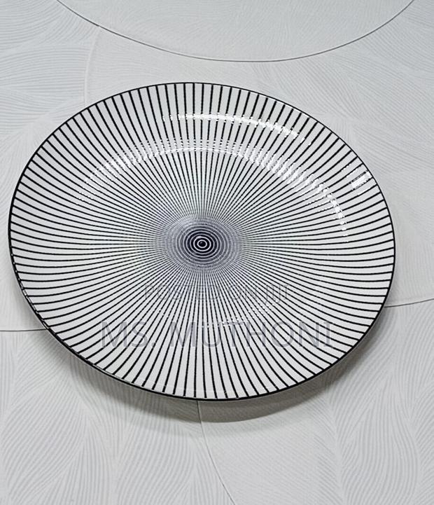 10.5 Ceramic Dinner Plate With Black Stripped Print* - thumbnail 2