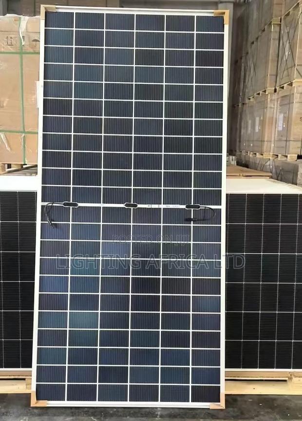 750 Wattts Bifacial Monocrystallin Solar Panels Offer