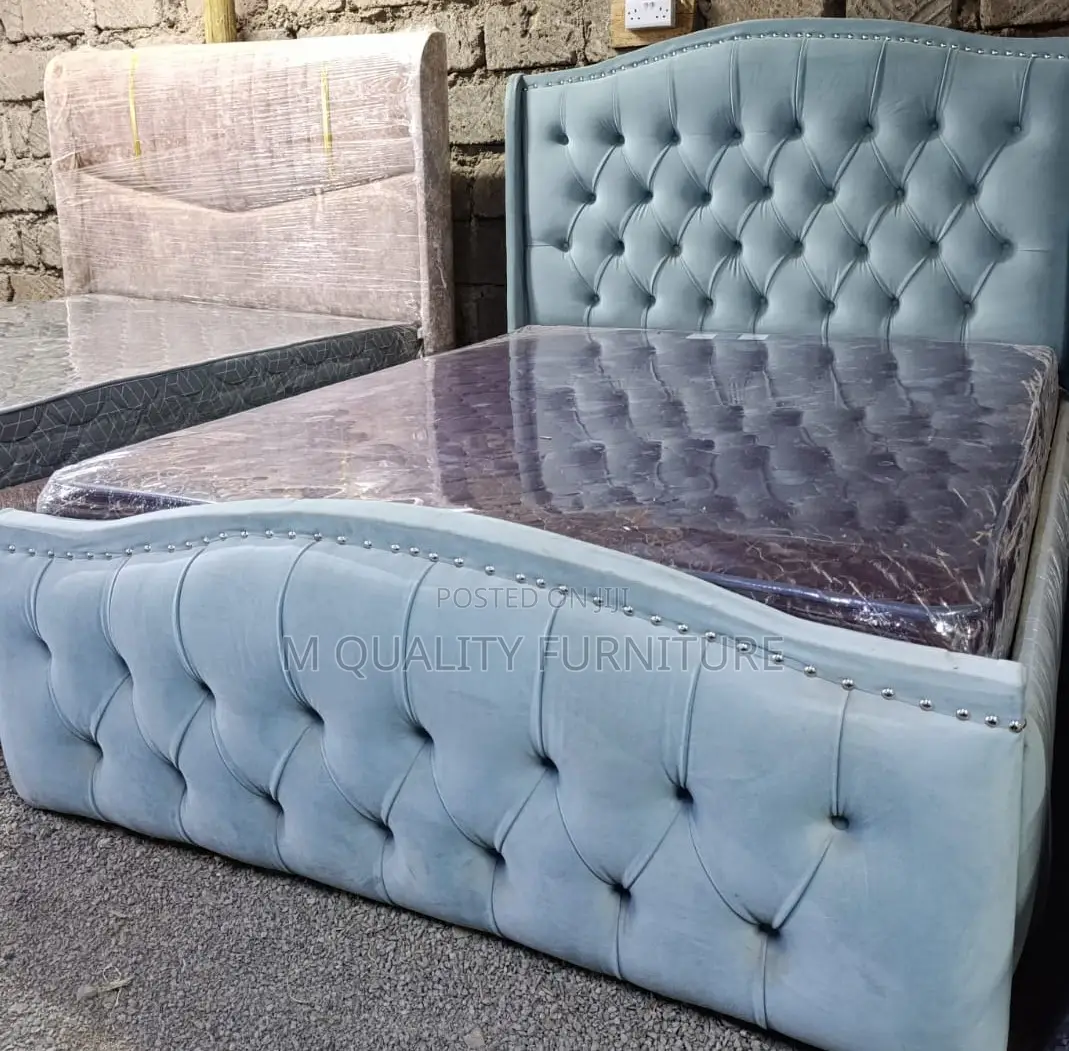5 by 6 Chesterfield Bed