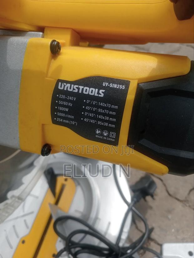Brand New Uyustools Mitre Saw 1800w - thumbnail 2