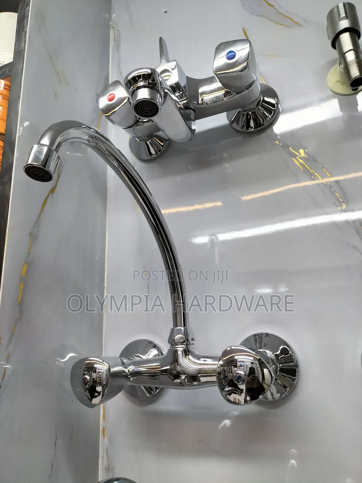 Valdeno Kitchen Mixer 1/2 Turn