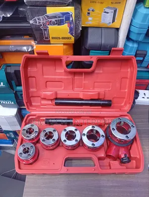 Pipe Threading Tool Set