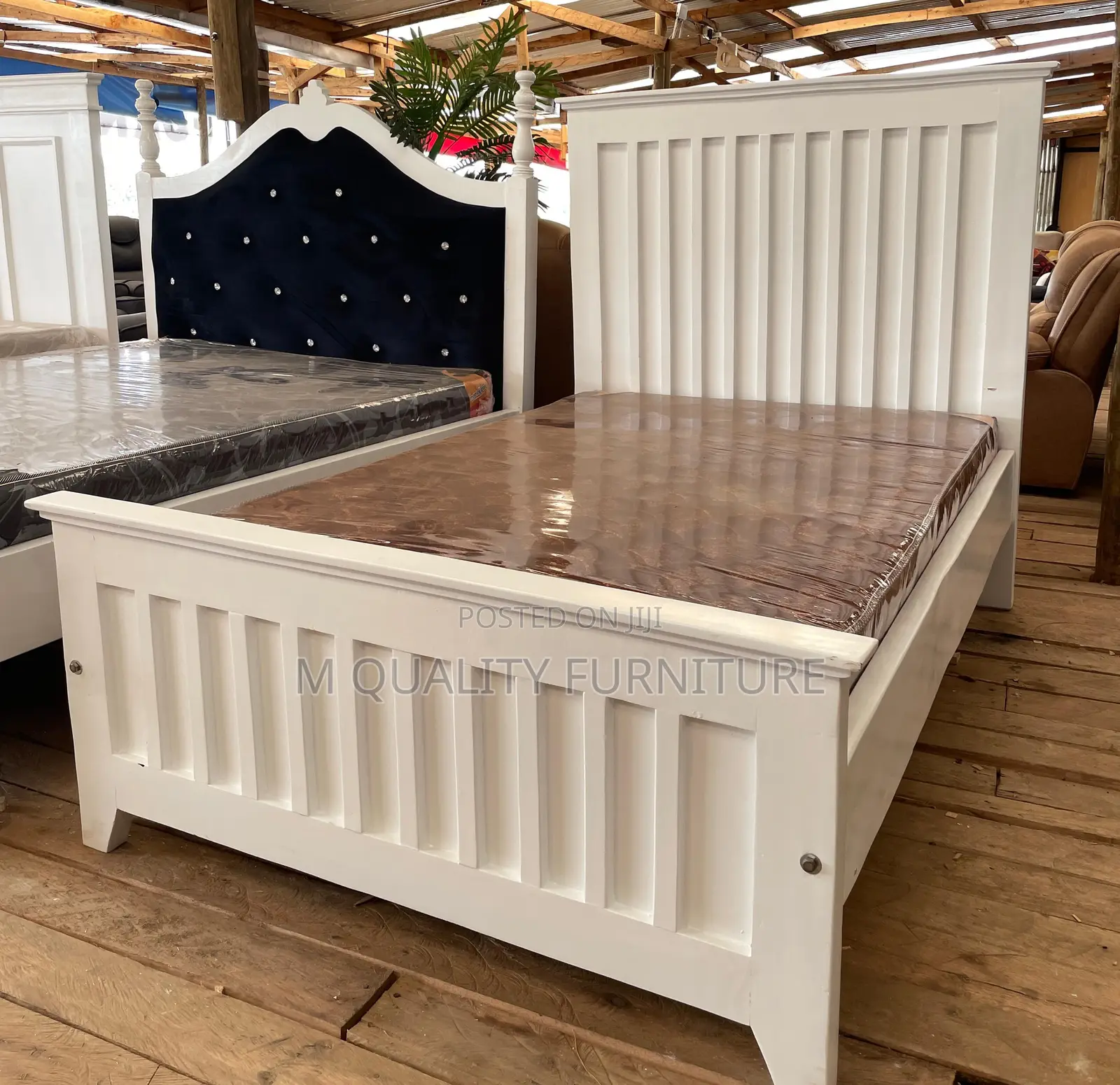 4 by 6 Modern Bed