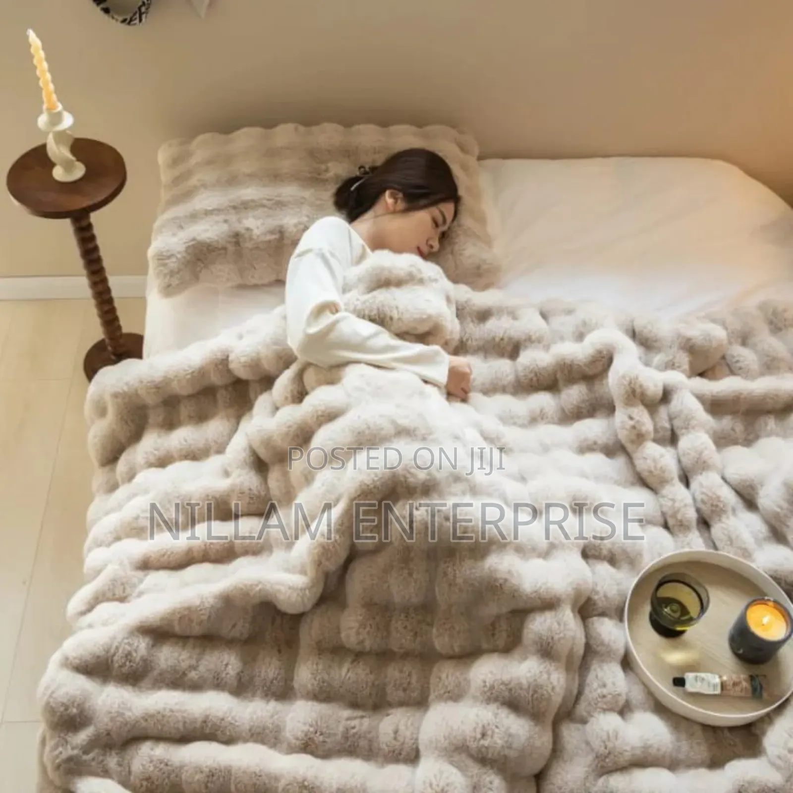 Soft Bubble Winter Throw Blanket