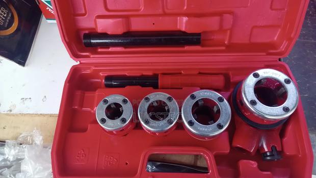 Ratchet Die Stock Set