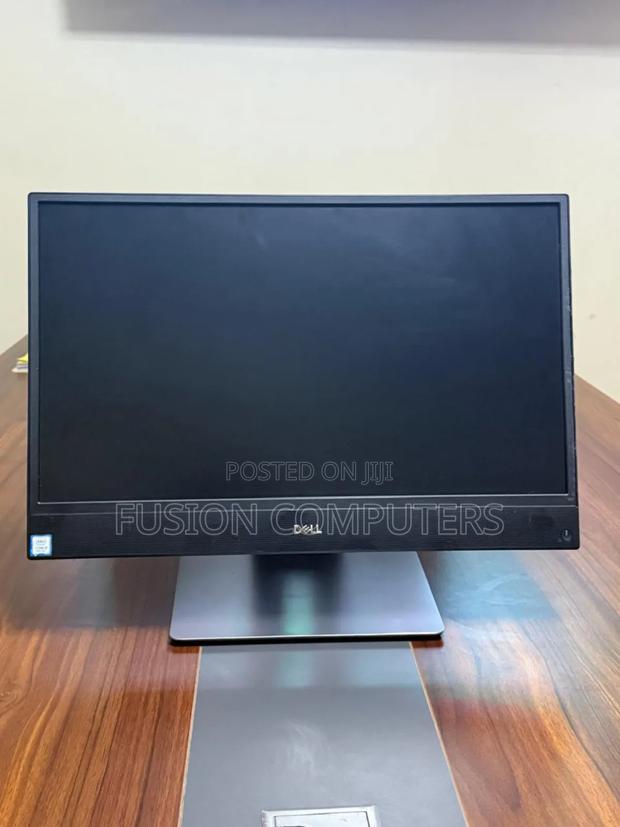 Desktop Computer Dell OptiPlex 5260 8GB Intel Core I5 SSD 1T - main view