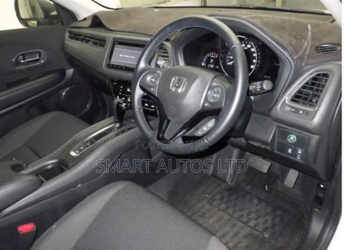 Honda Vezel 2018 White