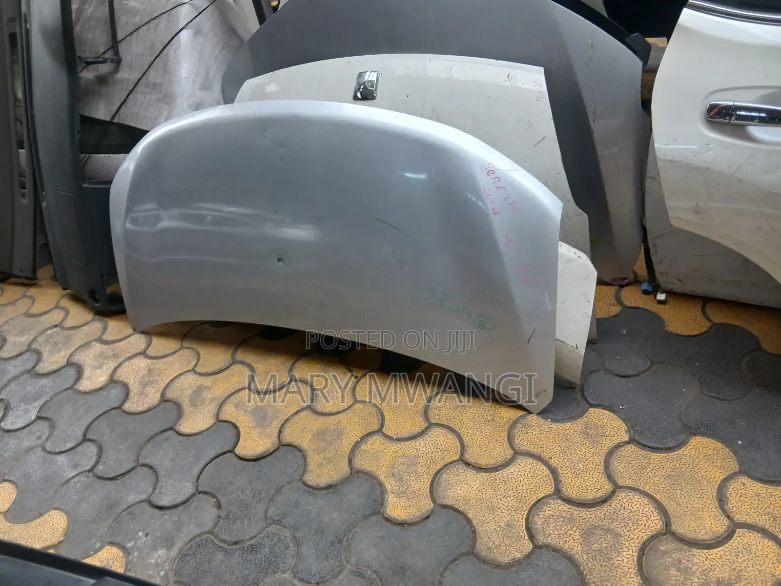 Ex Japan Serena 2014 Bonnet Available
