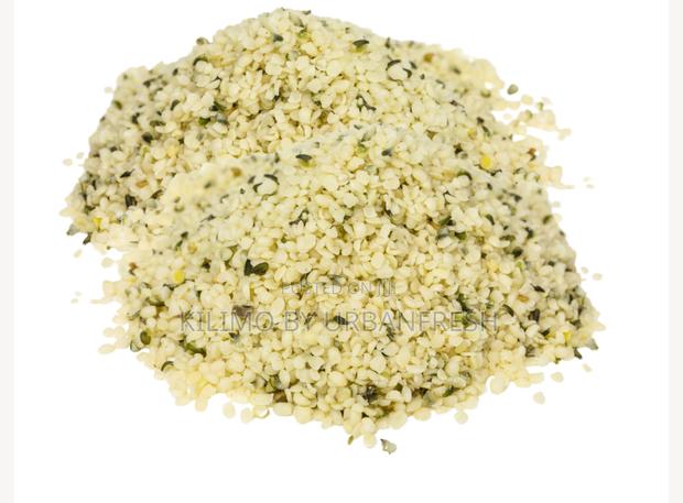 Shelled Hemp Seeds. - main view