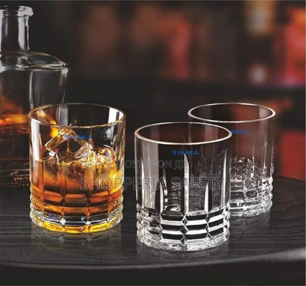 Delisoga Whiskey Glass - main view