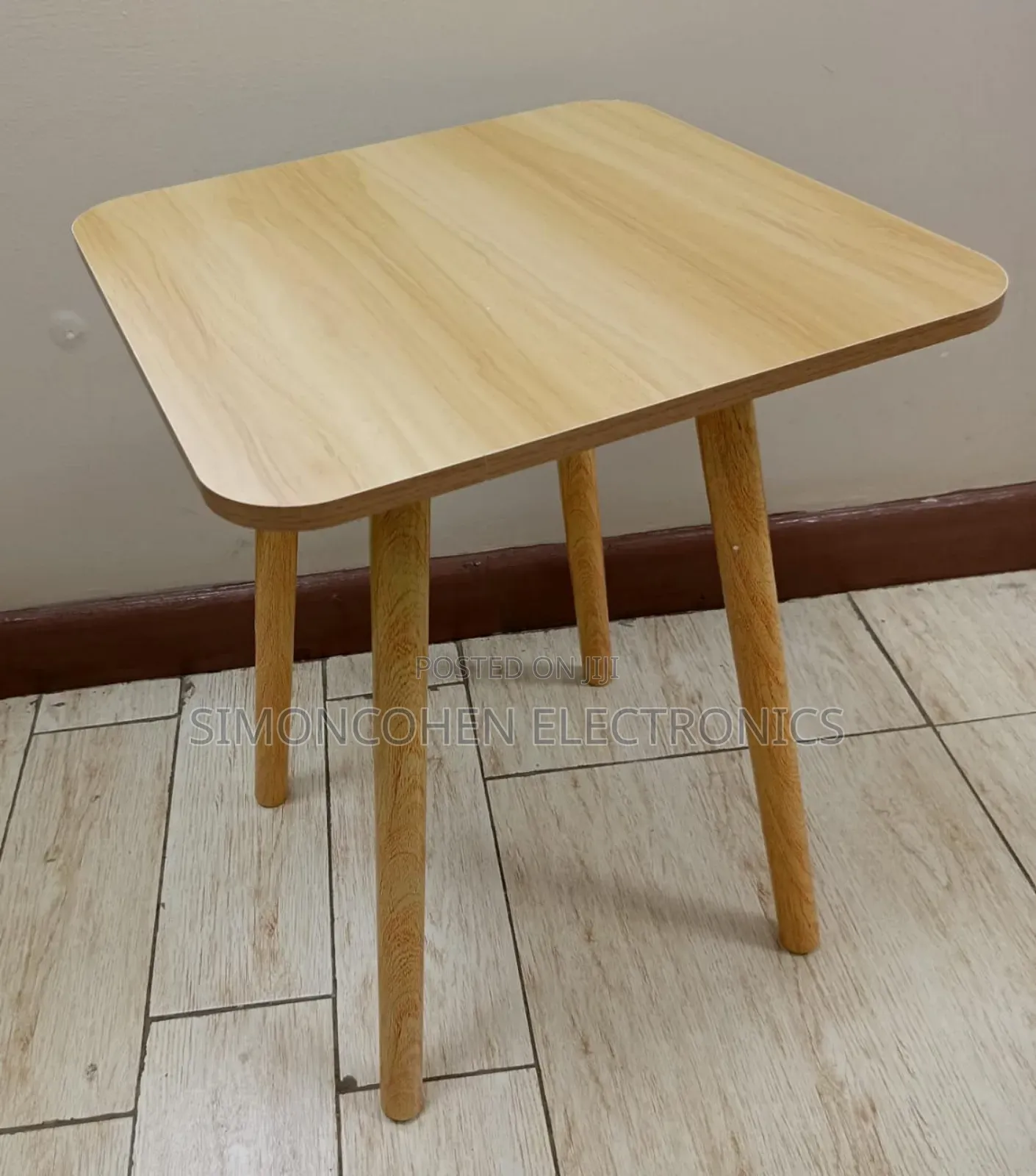 Contemporary Square Shaped Side Table/Stool