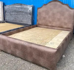 Brown 5 by 6 Modern Bed