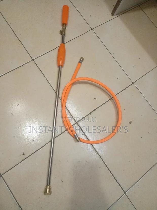 Spray Gun and Pipe