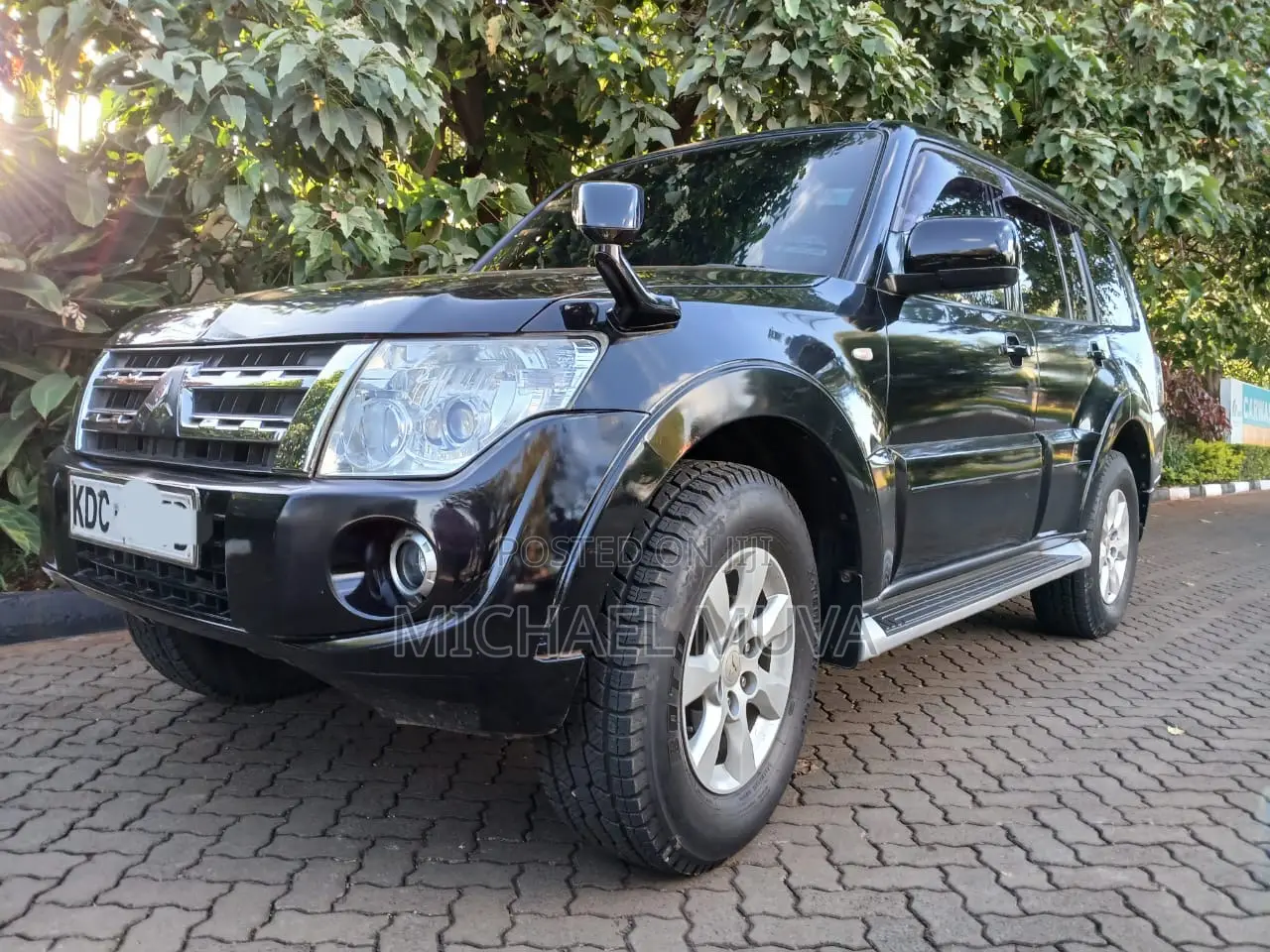 Mitsubishi Pajero V80 3.0 VR-I 2014 Black