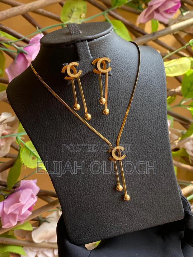 Matching Jewellery Set - main view