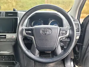Toyota Land Cruiser Prado 2018 Black