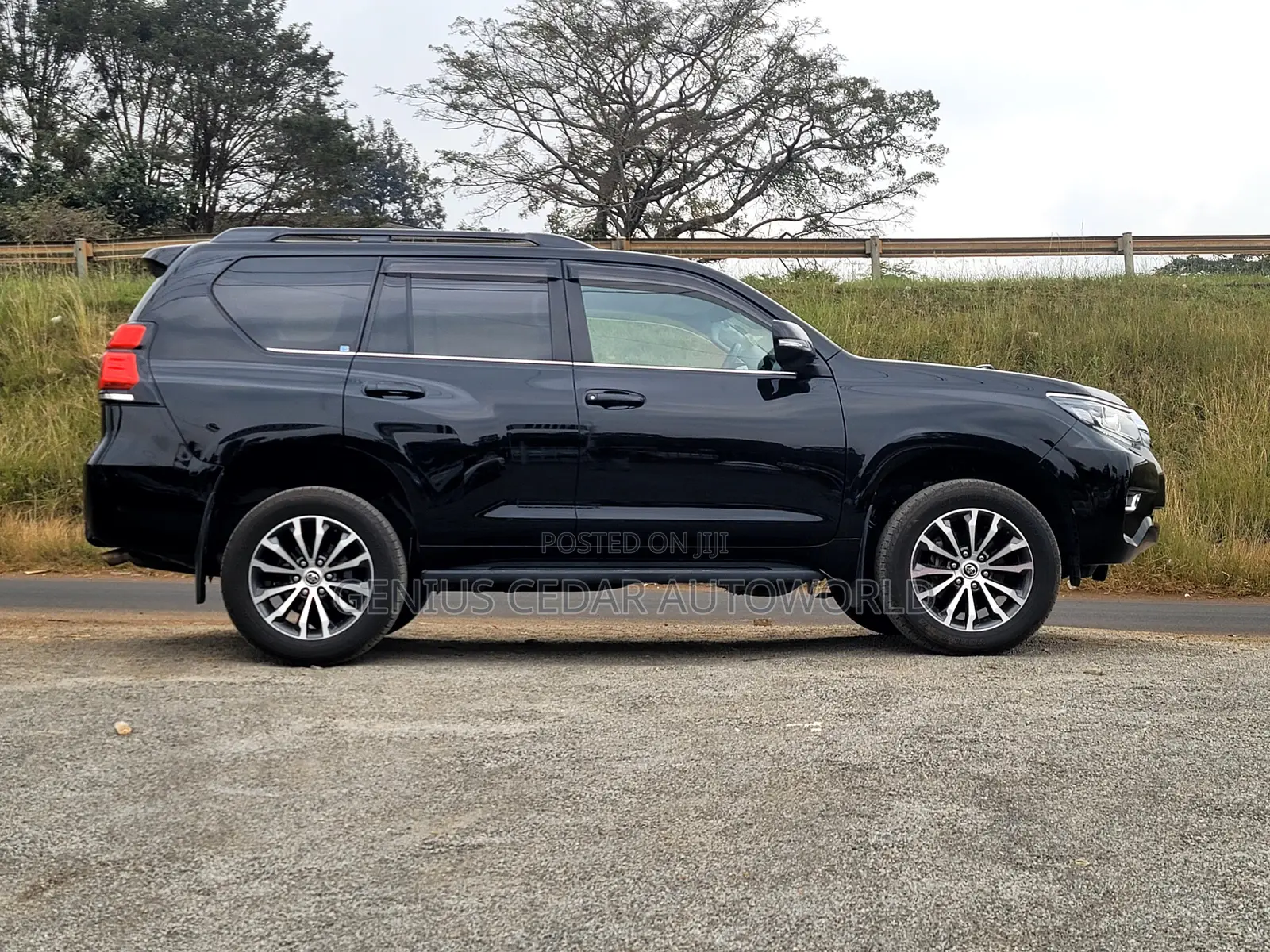 Toyota Land Cruiser Prado 2018 Black