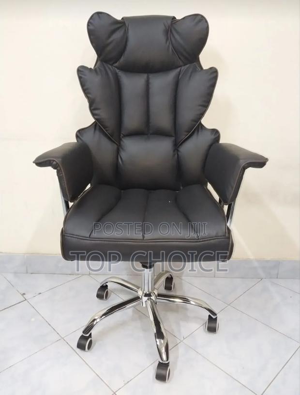 Luxury Executive Office Chair - main view