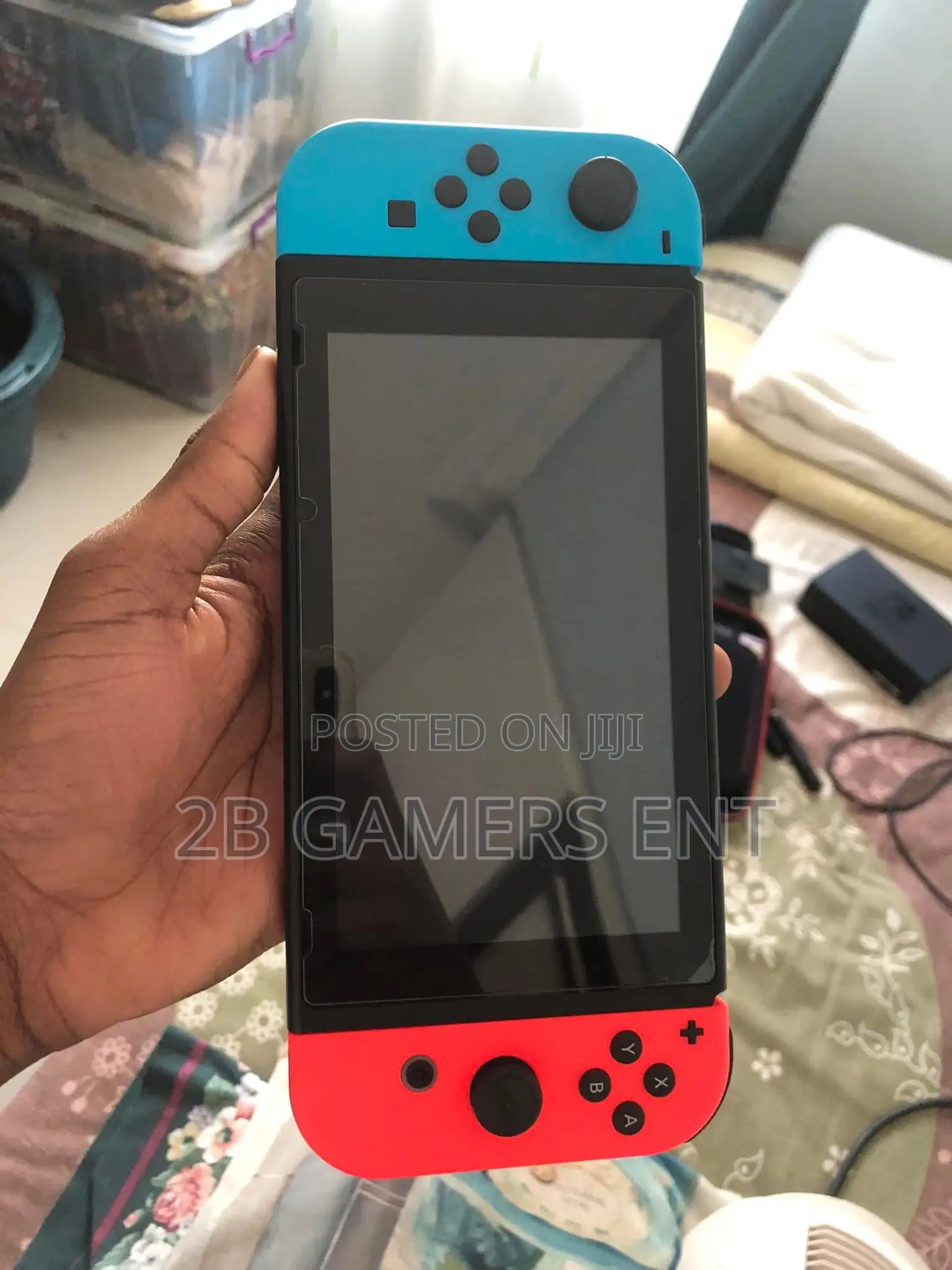 Nitendo Switch (Used Like New)