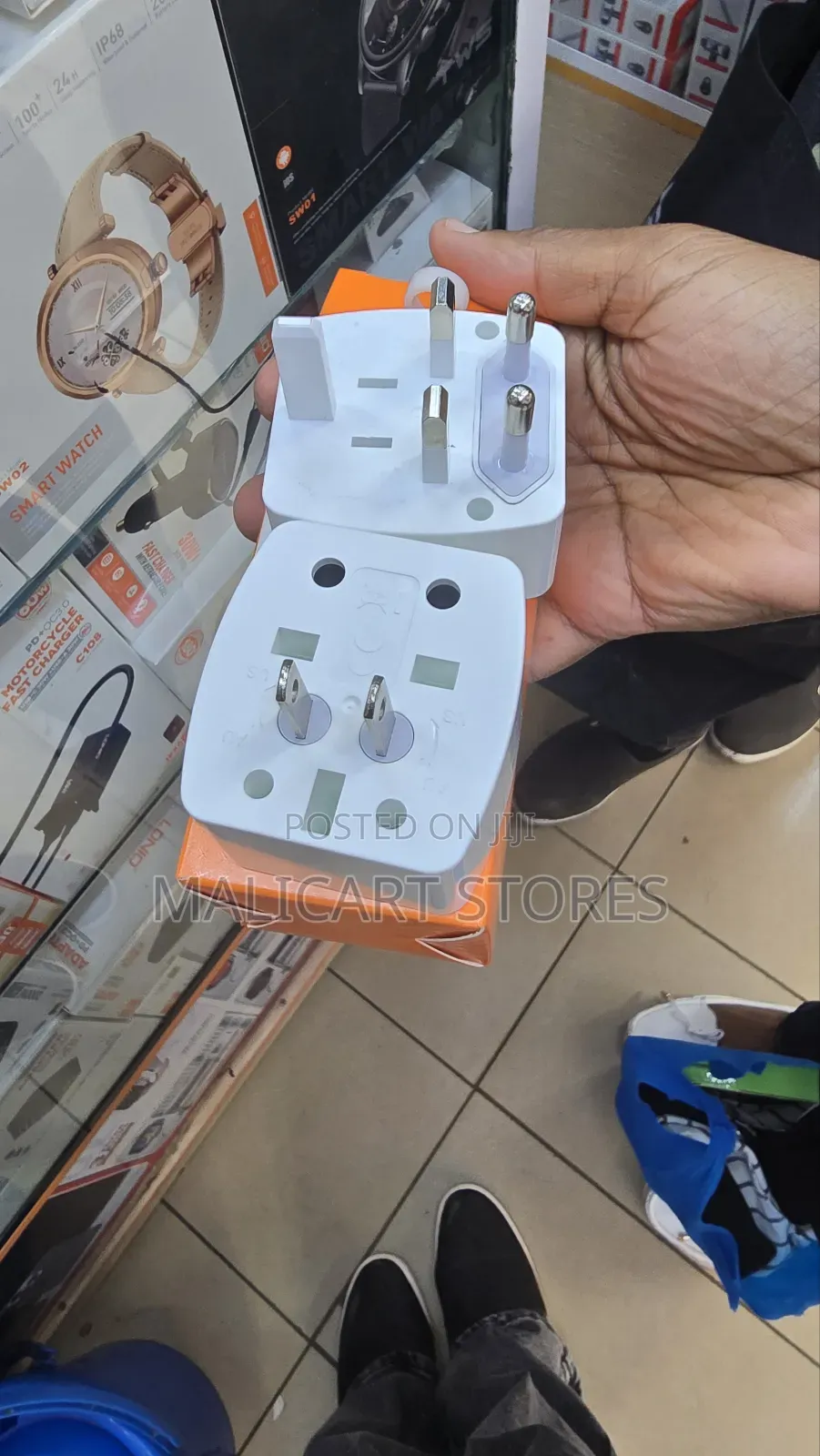 Ldnio Z4 Universal Plug Adapter Uk/Eu/Us/Au (6a) - White