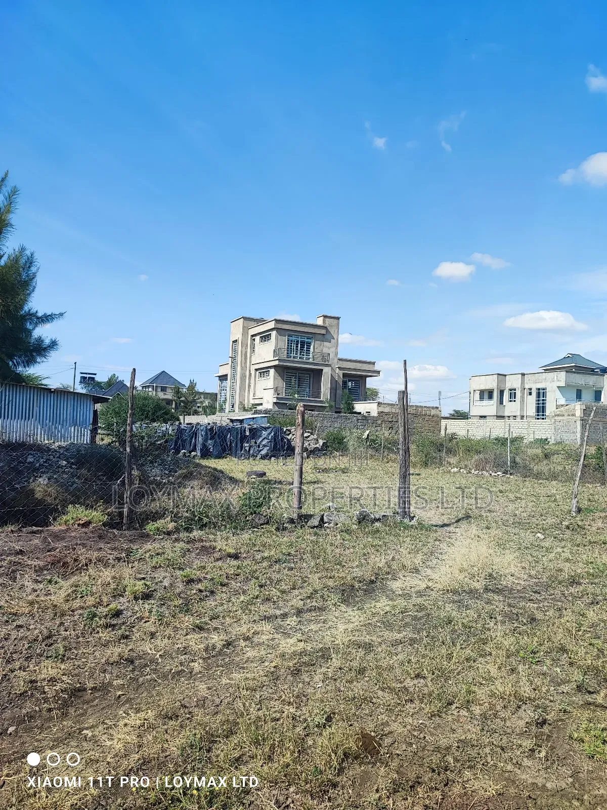 50/100 Plot on Sale Kitengela Milimani Sensei Road.