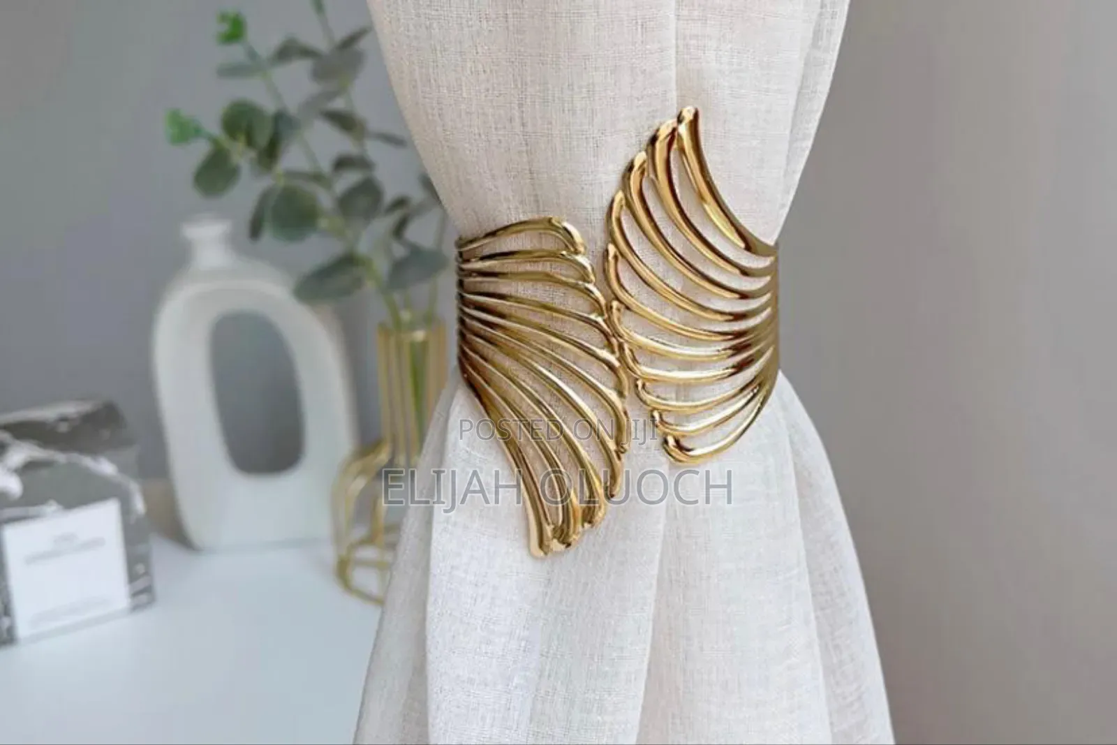 Metallic Buckle Curtains Holders