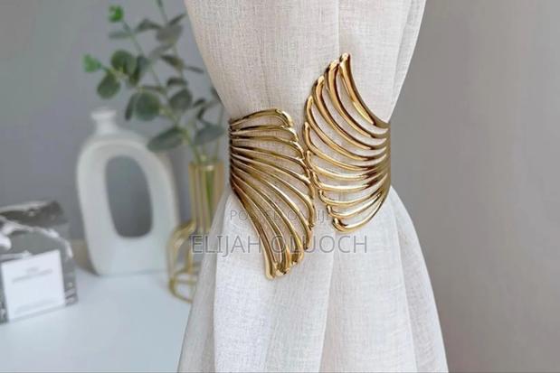 Metallic Buckle Curtains Holders - thumbnail 3