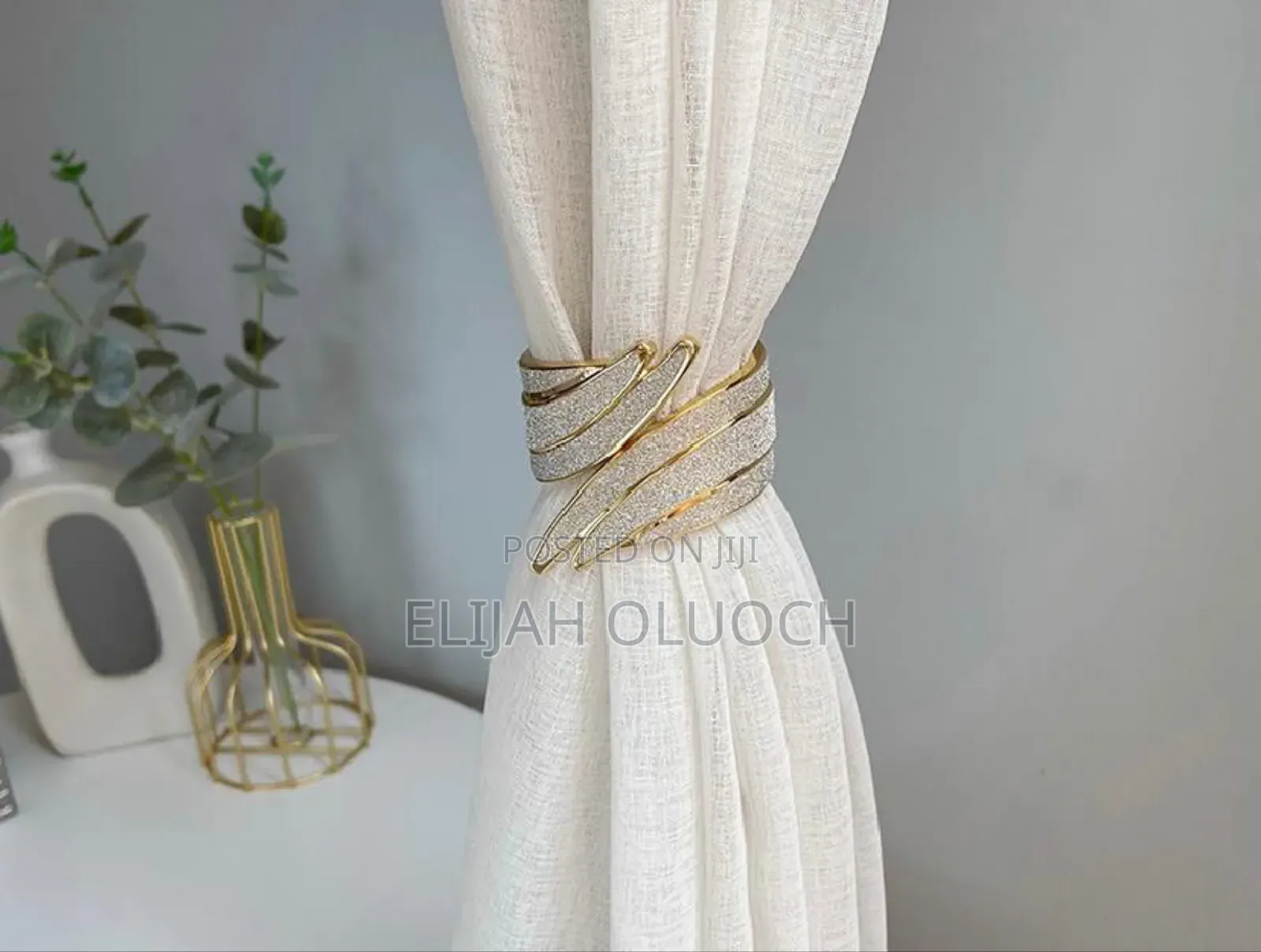 Metallic Buckle Curtains Holders