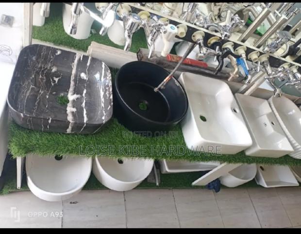 All Types of Table Top and Coloured Available