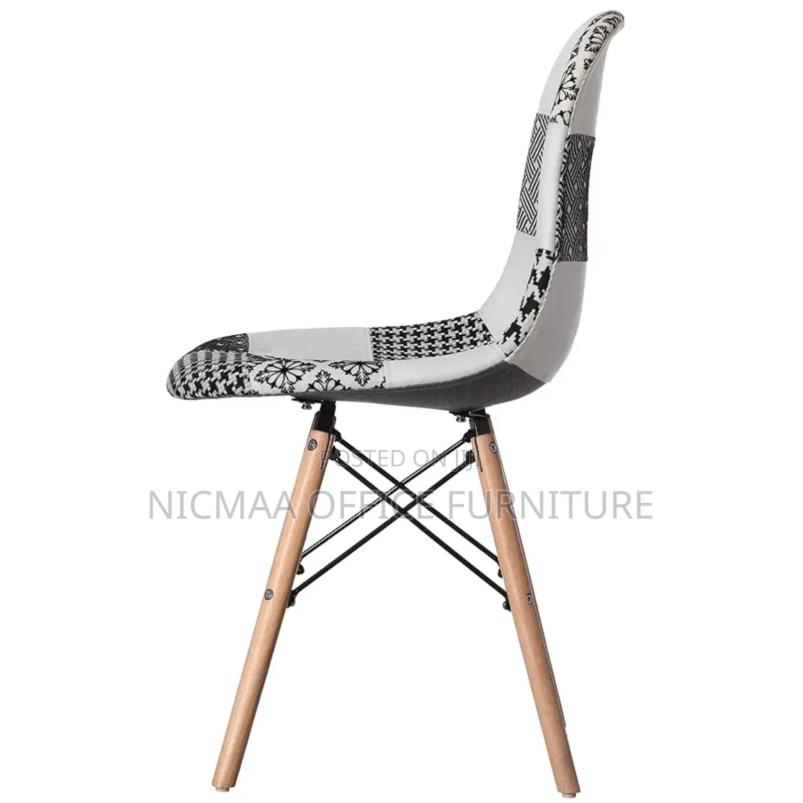 Comfy Stylish Patch Ease Accent Chair